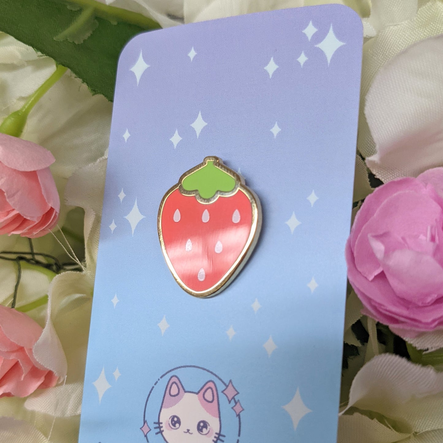1" Cute Strawberry Filler Enamel Pin